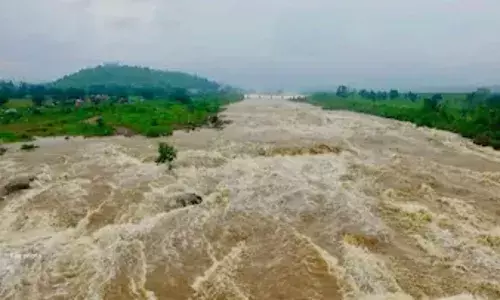 बीड़ शहर के पास बिंदुसरा नदी में बाढ़,नागरिकों से सतर्क रहने की अपील