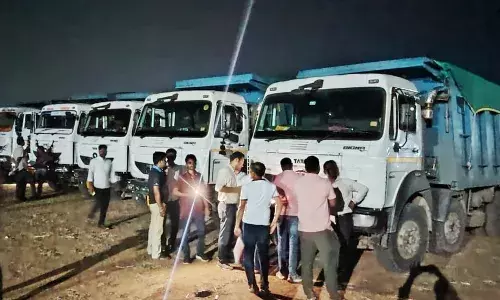भंडारा में रेत का अवैध परिवहन करने वालों के खिलाफ कार्रवाई, आठ टिप्पर पकड़ाए