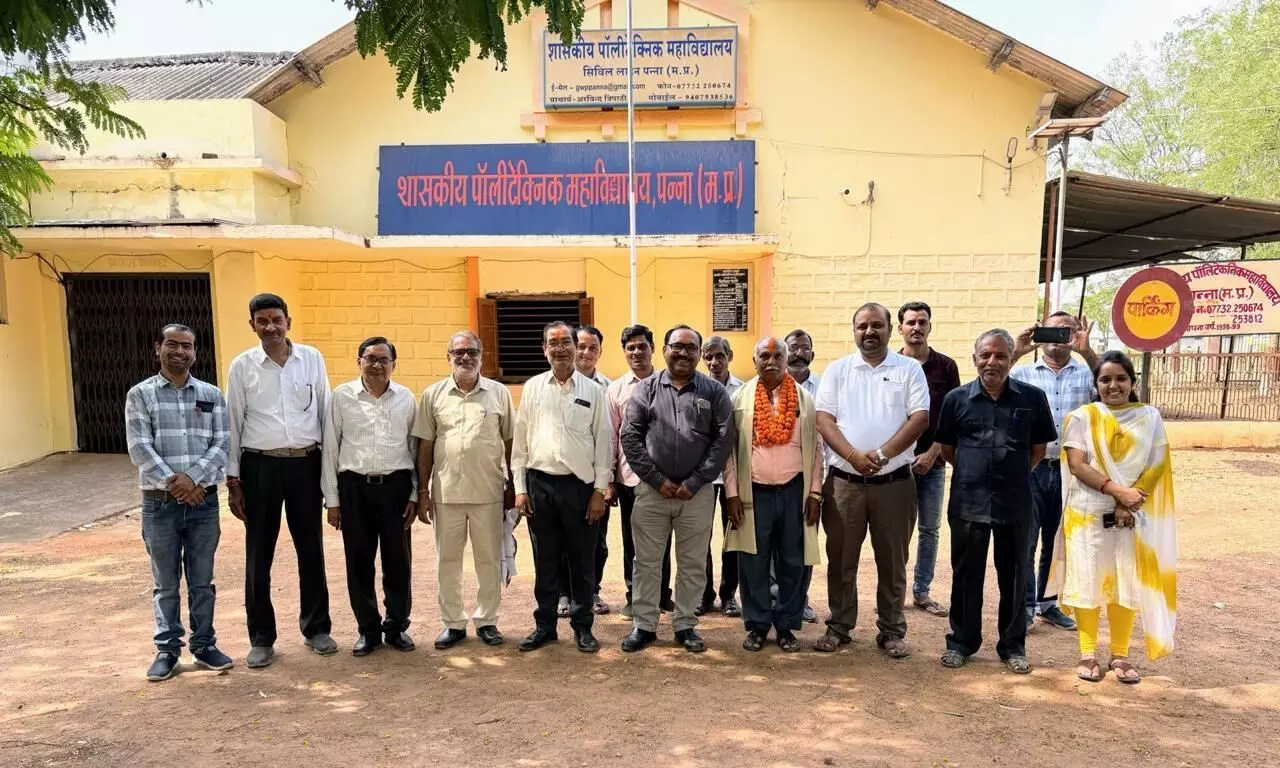 मूलचंद सिंह सहायक ग्रेड-३ के पद से हुए सेवानिवृत्त मूलचंद सिंह सहायक ग्रेड-३ के पद से हुए सेवानिवृत्त