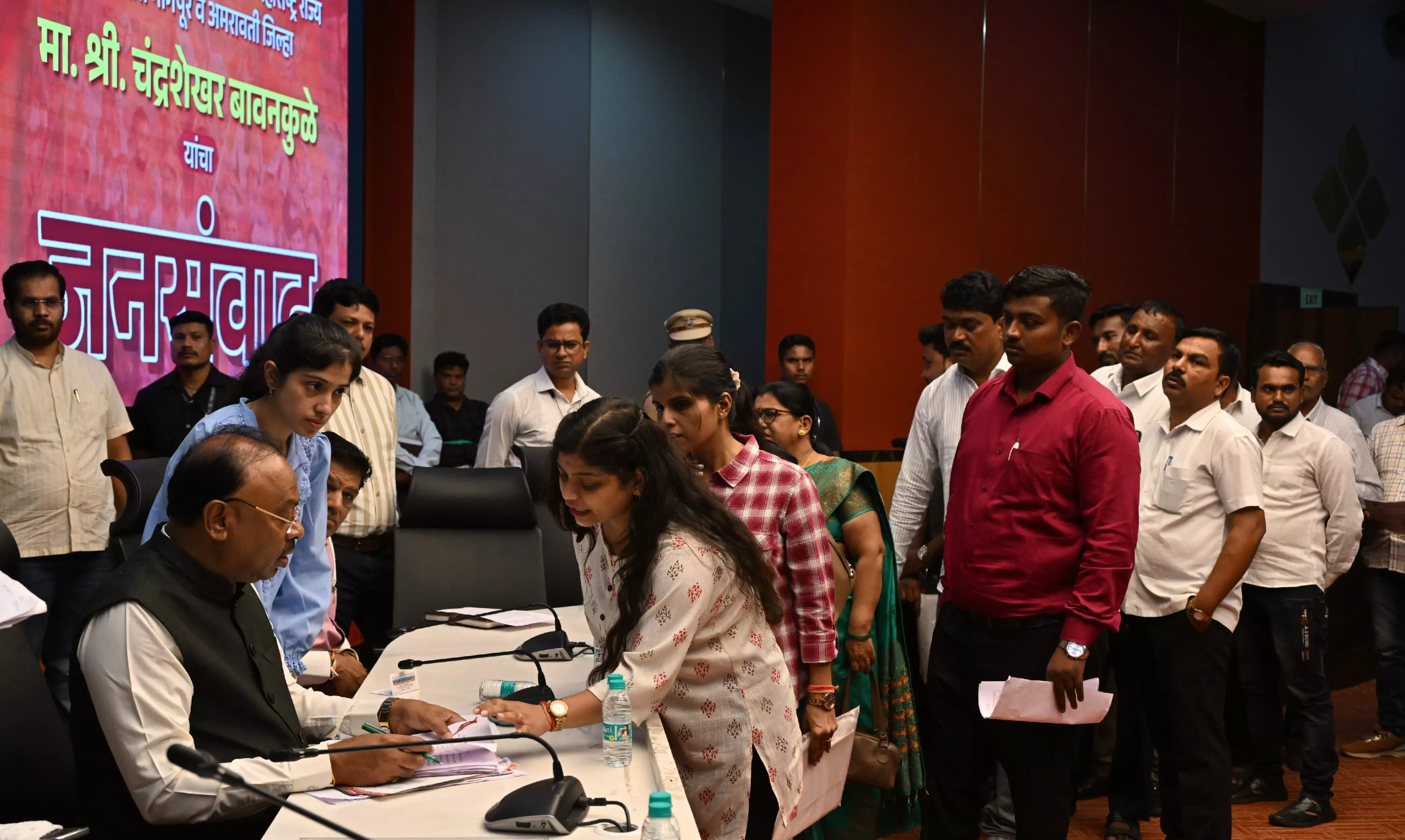 प्रशासन नागरिकों की समस्याओं का त्वरित निराकरण करे : बावनकुले प्रशासन नागरिकों की समस्याओं का त्वरित निराकरण करे : बावनकुले