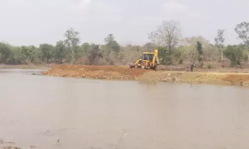 अंग्रेजों के बनाए स्टाप डेम के पास मनमाना निर्माण, जिम्मेदार झाड़ रहे पल्ला