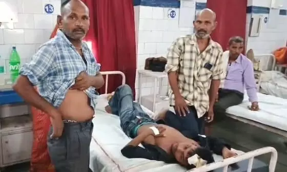 पानी को लेकर खूनी झड़प, कृष्णगढ़ में एक ही परिवार के पांच लोग घायल पानी को लेकर खूनी झड़प, कृष्णगढ़ में एक ही परिवार के पांच लोग घायल
