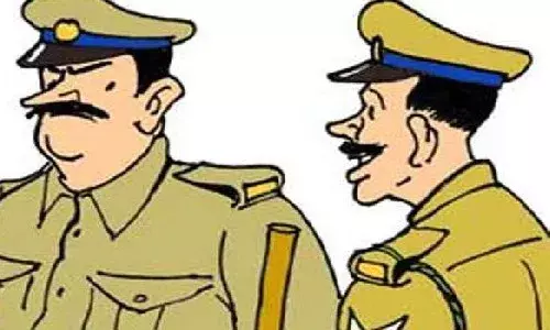 जेल में बंद बदमाश के इशारे पर हो रही थी हथियारों की डिलीवरी