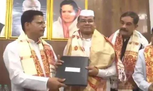 कांग्रेस के नए प्रदेश अध्यक्ष गौरव गोगोई के स्वागत समारोह में मचा अफरा-तफरी का माहौल, 2 बार टालना पड़ा प्रोग्राम