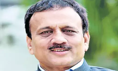 खड़से का आरोप - गिरीश महाजन की वजह से मेरे भतीजे ने सात साल जेल में काटे
