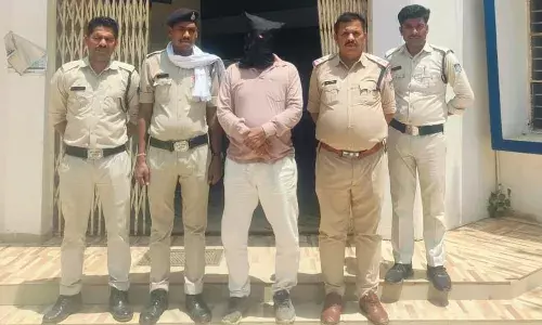 गबन के आरोपी को गिरफ्तार कर पुलिस ने भेजा जेल