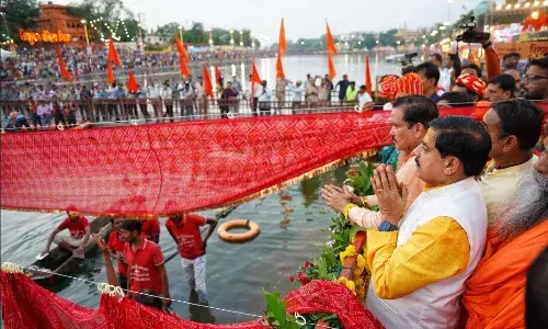 मुख्यमंत्री डॉ. मोहन यादव क्षिप्रा तीर्थ परिक्रमा में हुए शामिल, मुख्यमंत्री ने वाल्मिकी धाम में विश्व पर्यावरण दिवस के अवसर पर पौधरोपण किया