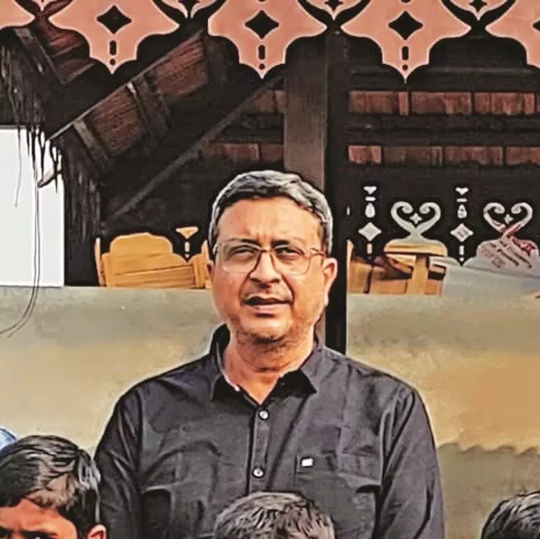 अजीबोगरीब कार्यप्रणाली, फीस नहीं भरी, तो स्कूल ने मोबाइल पर भेज दी टीसी अजीबोगरीब कार्यप्रणाली, फीस नहीं भरी, तो स्कूल ने मोबाइल पर भेज दी टीसी