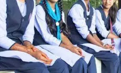 राज्य की 5373 स्कूलों में बिजली नहीं शौचालय को तरसती हैं छात्राएं