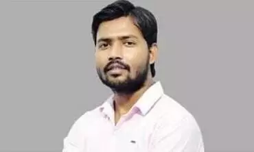 खान सर ने बिहार सरकार पर साधा निशाना, BPSC पेपर लीक को लेकर घेरा, कहा- हमारा ब्याह लीक नहीं हुआ, तुम्हारा पेपर कैसे लीक हो जाता है? खान सर ने बिहार सरकार पर साधा निशाना, BPSC पेपर लीक को लेकर घेरा, कहा- हमारा ब्याह लीक नहीं हुआ, तुम्हारा पेपर कैसे लीक हो जाता है?