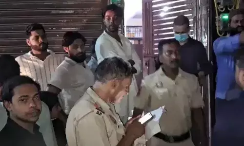 दिल्ली में 9 साल की बच्ची सूटकेस में मिली, खून से लथपथ, दुष्कर्म की संभावना, जांच में जुटी पुलिस