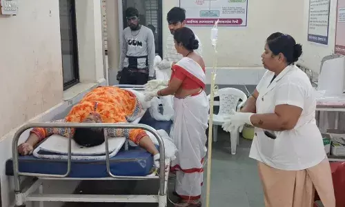 बीस मिनट तक लिफ्ट में बंद रहे बुजुर्ग, महिलाएं और बच्चे ,अटकी रही सांसें