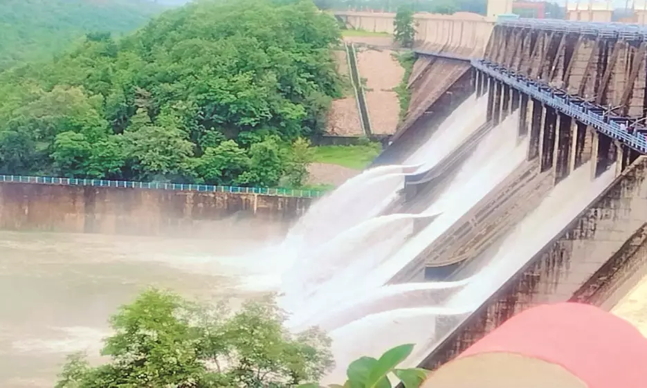 16 बड़े प्रकल्पों में सिर्फ 32% ही पानी, तेजी से घट रहा है बड़े जलाशयों का जलस्तर, तोतलाडोह में ज्यादा गिरावट 16 बड़े प्रकल्पों में सिर्फ 32% ही पानी, तेजी से घट रहा है बड़े जलाशयों का जलस्तर, तोतलाडोह में ज्यादा गिरावट
