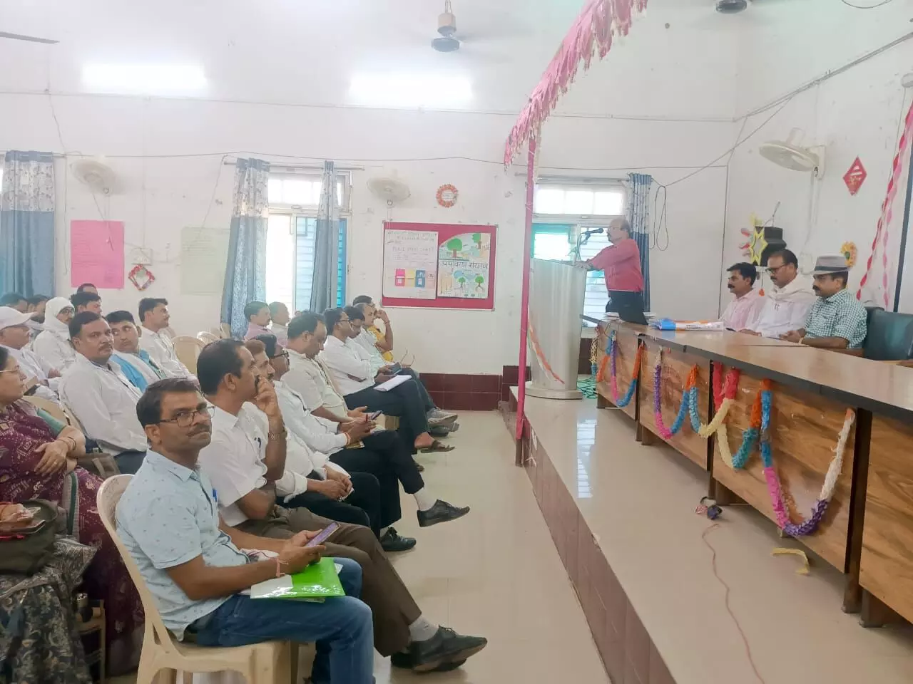 नवभारत साक्षरता कार्यक्रम जिला स्तरीय प्रशिक्षण सम्पन्न नवभारत साक्षरता कार्यक्रम जिला स्तरीय प्रशिक्षण सम्पन्न