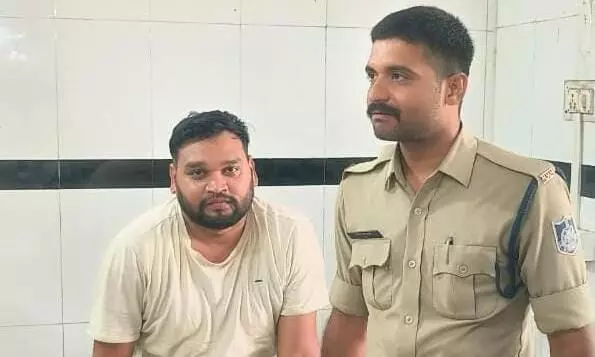 गिरफ्तारी के बाद बिगड़ी लूट के आरोपी की तबीयत, जिला अस्पताल में भर्ती गिरफ्तारी के बाद बिगड़ी लूट के आरोपी की तबीयत, जिला अस्पताल में भर्ती
