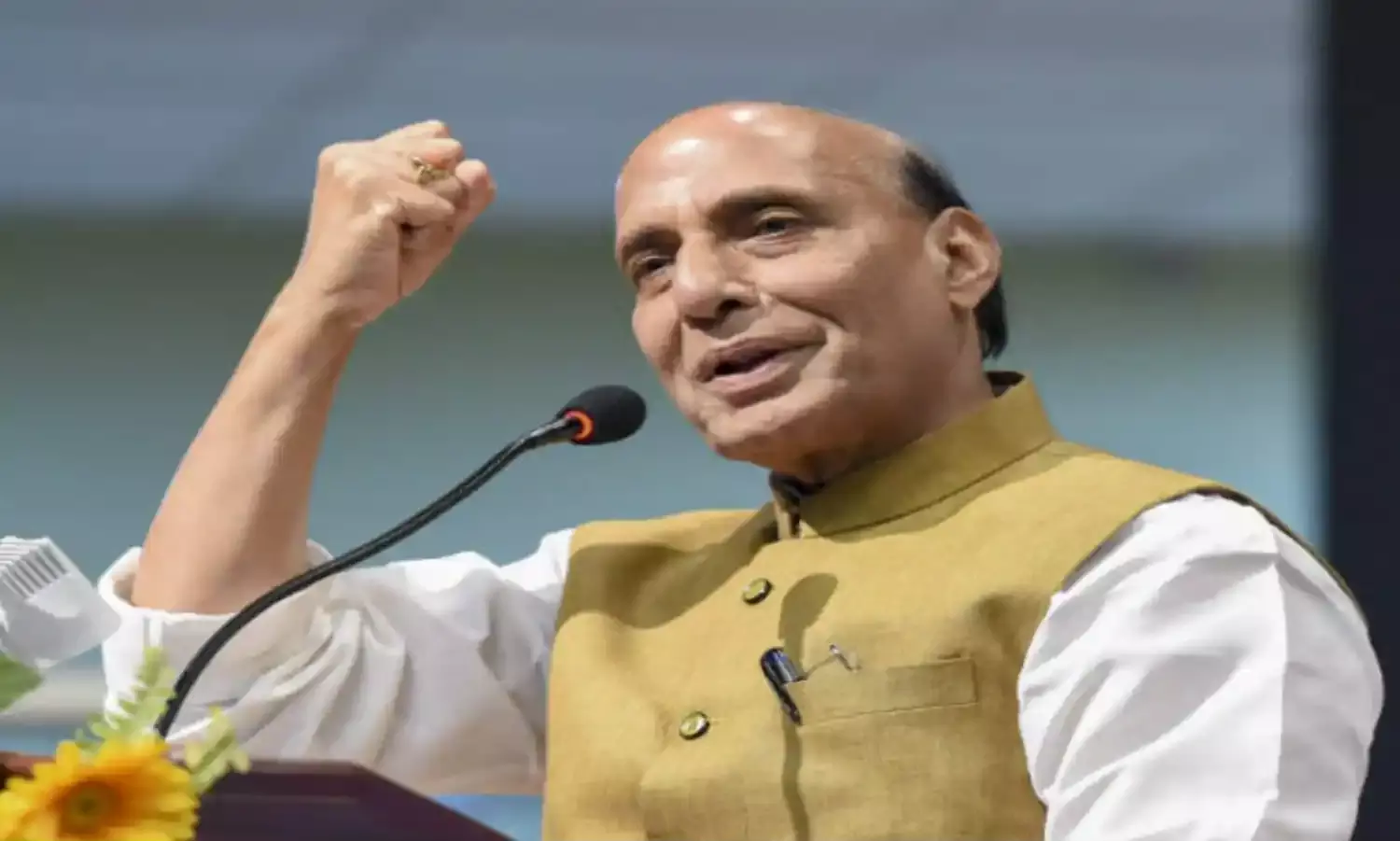 पाकिस्तान की हर हरकत का जवाब देने को तैयार है भारतीय सेना - राजनाथ