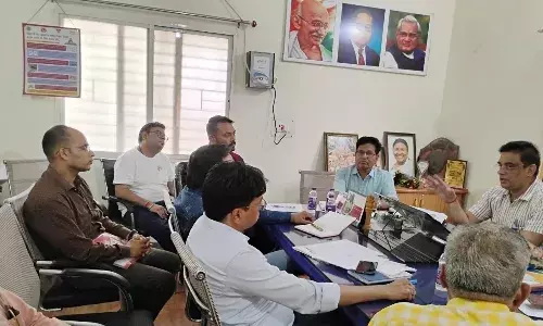 सीएमएचओ कार्यालय में जिला स्तरीय बैठक का आयोजन