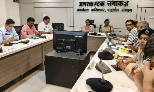 संभाग स्तरीय सड़क सुरक्षा की बैठक में बढ़ते हादसों पर चिंता, ओवरलोड वाहनों पर करें कार्रवाई, यातायात नियमों का हो पालन