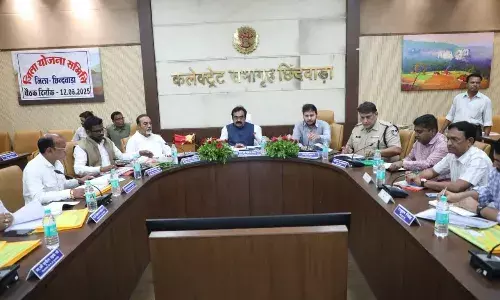 प्रभारी मंत्री राकेश सिंह की अध्यक्षता में जिला योजना समिति की बैठक आयोजित की गई