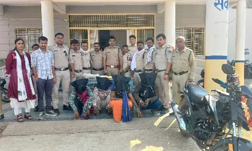 रैपुरा के गुदरी घाट में हुई लूट के आरोपियों को पुलिस ने किया गिरफ्तार, सोना बेंचने का लालच देकर बुलाया था