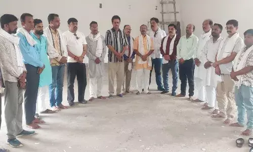 जिला कांग्रेस कमेटी ने अहमदाबाद विमान हादसे में मृत लोगों को दी श्रद्धांजलि