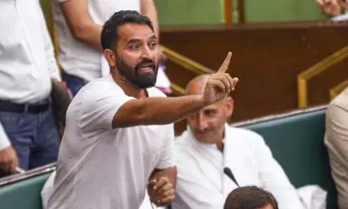 AAP विधायक मेहराज मलिक ने उमर अब्दुल्ला सरकार से वापस लिया समर्थन, फैसले लेने के पीछे बताया ये कारण