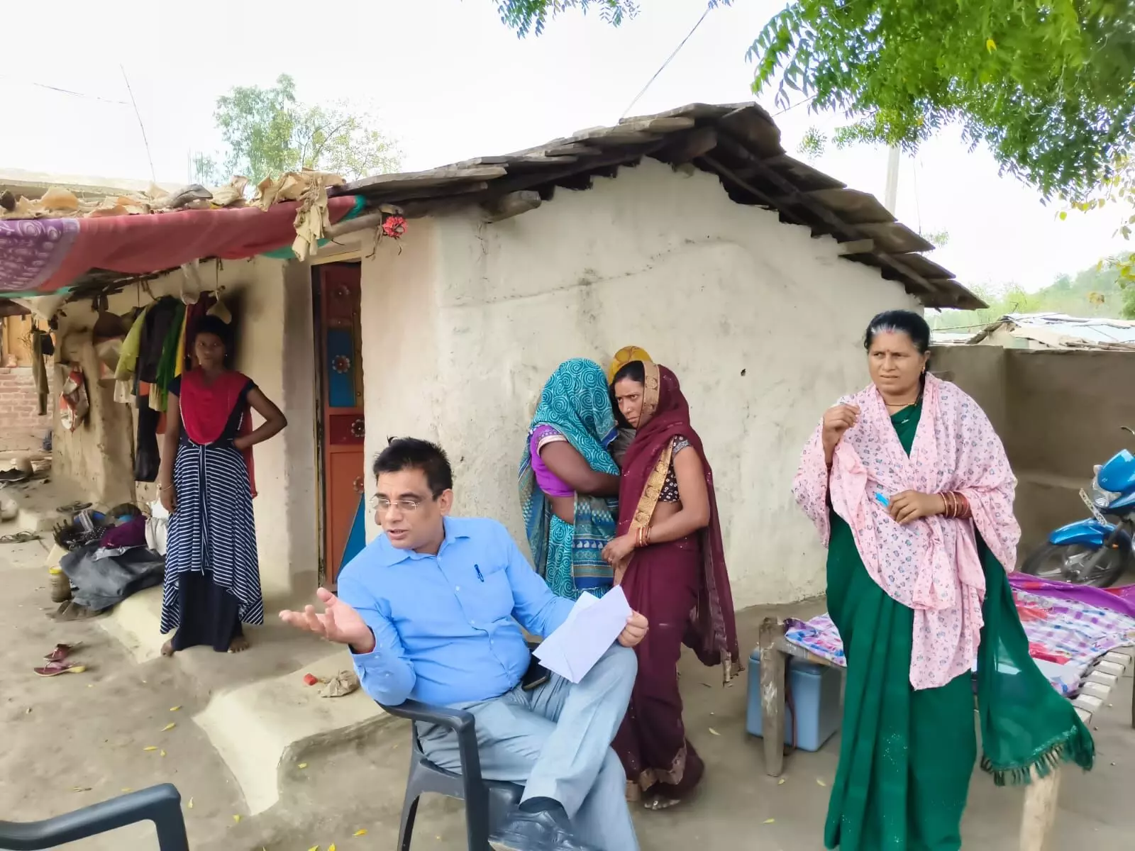 सीएमएचओ ने किया आयुष्मान आरोग्य मंदिर एवं वीएचएसएनडी का निरीक्षण सीएमएचओ ने किया आयुष्मान आरोग्य मंदिर एवं वीएचएसएनडी का निरीक्षण