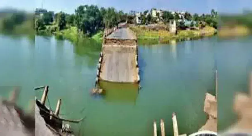इंद्रायणी नदी पर बना पुल अचानक ढहा, शव बरामद कई पर्यटक लापता - राहत बचाव कार्य जारी इंद्रायणी नदी पर बना पुल अचानक ढहा, शव बरामद कई पर्यटक लापता - राहत बचाव कार्य जारी