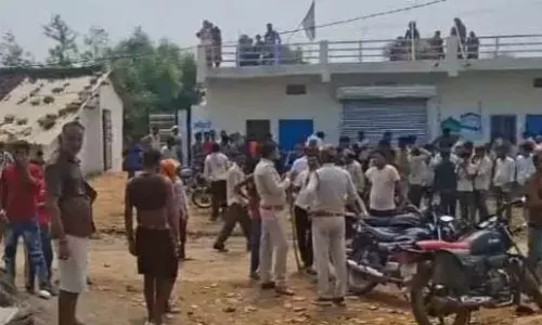 कुयें से बाहर निकला तेंदुआ, घर में घुसा, वन विभाग ने ट्रंकुलाईज कर सुरक्षित जंगल में छोडा