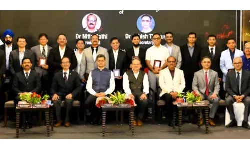 आर्थोप्लास्टी और हिप रिप्लेसमेंट की लाइव सर्जरी, विदर्भ ऑर्थोपैडिक सोसायटी का मास्टर्स प्रोग्राम