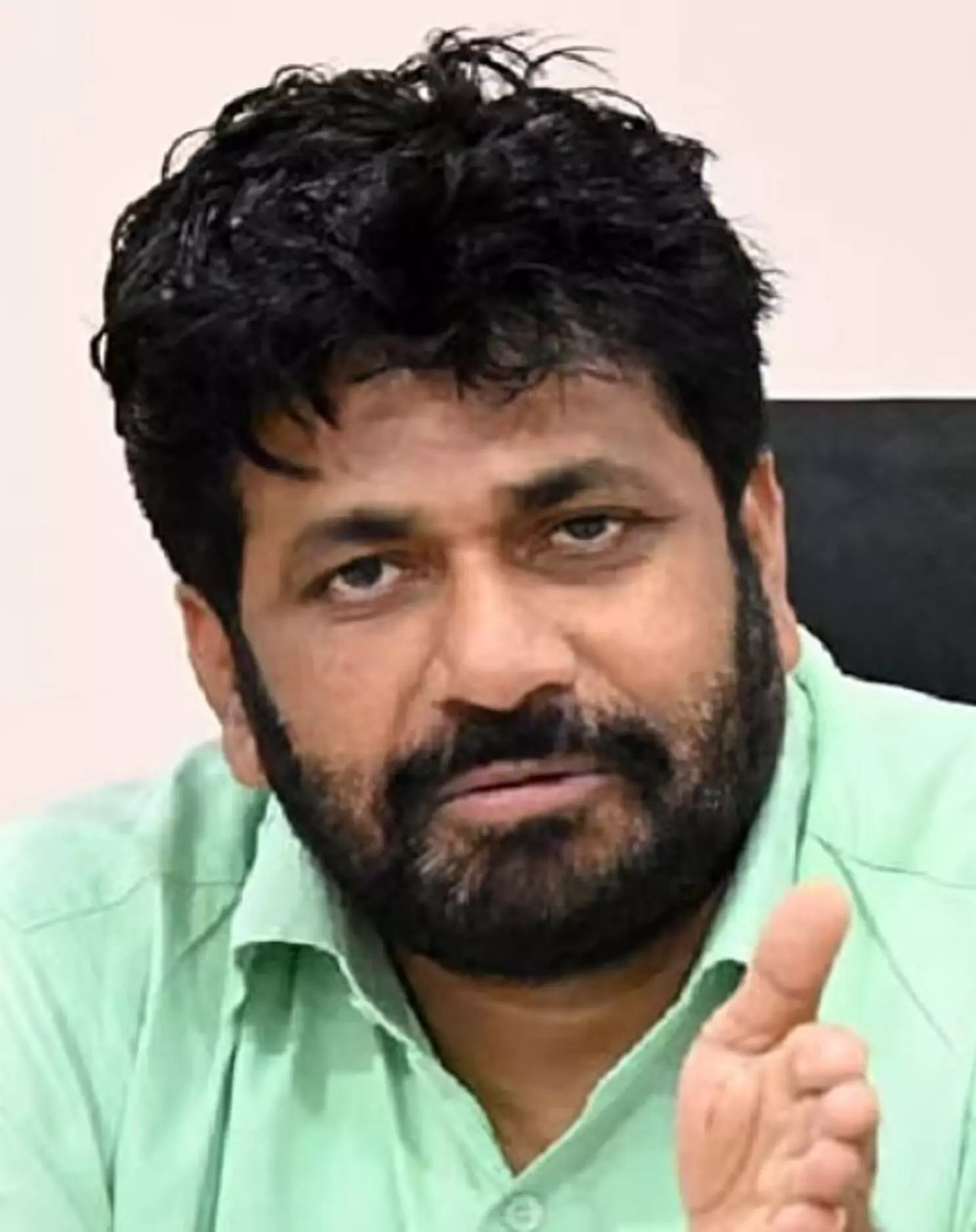 बच्चू कडू जिला बैंक अध्यक्ष पद के लायक नहीं हैं, सदस्य पद भी अपात्र घोषित किया गया बच्चू कडू जिला बैंक अध्यक्ष पद के लायक नहीं हैं, सदस्य पद भी अपात्र घोषित किया गया