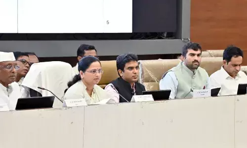 बीज और खाद की ऊंचे दामों में बिक्री करने वालों के खिलाफ कार्रवाई करें