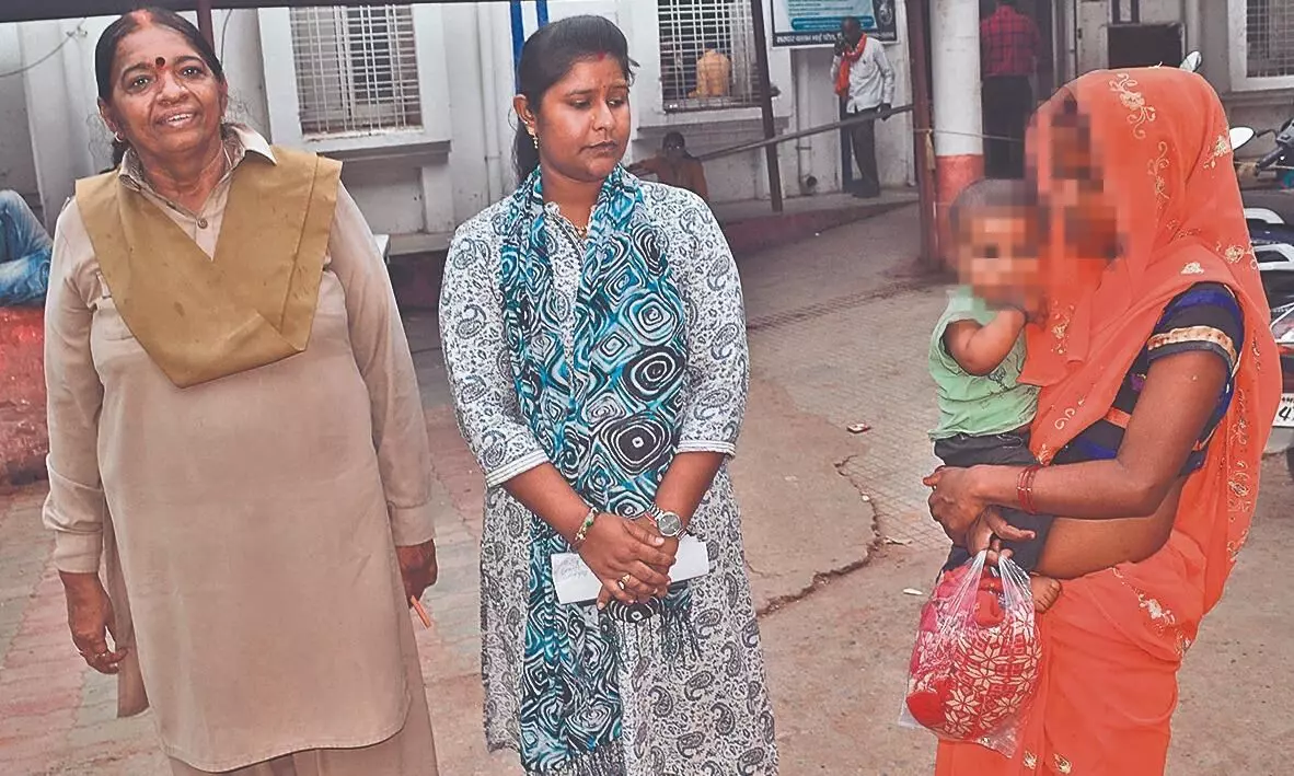 जीएमसी की एसआर ने विचाराधीन महिला, बंदी की सोनोग्राफी करने से खड़े किए हाथ जीएमसी की एसआर ने विचाराधीन महिला, बंदी की सोनोग्राफी करने से खड़े किए हाथ