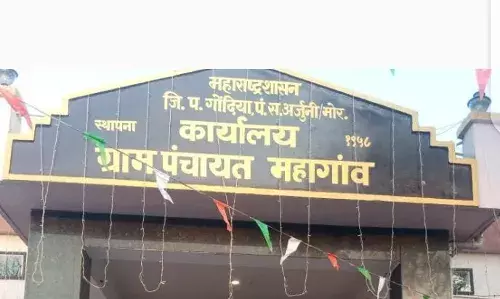 जिप शाला में बच्चों का दाखिला कराओ, जल व  मकान टैक्स से मुक्ति पाओ