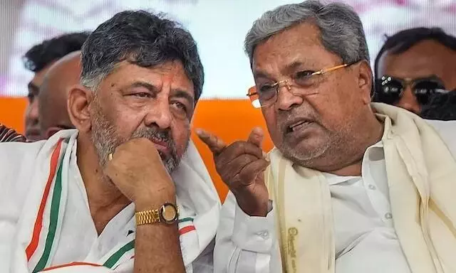 आरसीबी विक्ट्री परेड भगदड़ से सीएम सिद्धारमैया ने लिया सबक, कर्नाटक सरकार जल्द लाने वाली भीड़ नियंत्रण विधेयक, जानें क्या है सजा और क्या है प्रावधान आरसीबी विक्ट्री परेड भगदड़ से सीएम सिद्धारमैया ने लिया सबक, कर्नाटक सरकार जल्द लाने वाली भीड़ नियंत्रण विधेयक, जानें क्या है सजा और क्या है प्रावधान