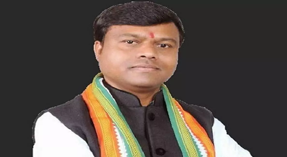 कांग्रेस अध्यक्ष दीपक बैज का विष्णुदेव सरकार पर हमला, झीरम मेमोरियल की उपेक्षा और गौ संरक्षण को लेकर उठाए सवाल कांग्रेस अध्यक्ष दीपक बैज का विष्णुदेव सरकार पर हमला, झीरम मेमोरियल की उपेक्षा और गौ संरक्षण को लेकर उठाए सवाल
