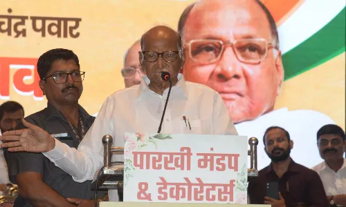 मालेगांव चीनी मिल का चुनाव दोनों पवार के लिए बना प्रतिष्ठा का सवाल, नाम लिए बिना अजित पर निशाना