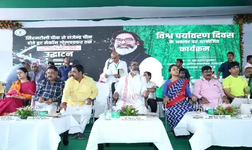 मुख्यमंत्री हेमंत सोरेन ने आधुनिकतम तकनीक से निर्मित फोरलेन फ्लाईओवर / एलिवेटेड पथ -सह -आरओबी परियोजना राज्य को किया समर्पित
