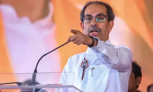 ट्रंप के सीजफायर करवाने वाले बयान पर उद्धव ठाकरे ने मोदी सरकार पर साधा निशाना, बोले - अमेरिकी राष्ट्रपति का फोन आया और इनका..