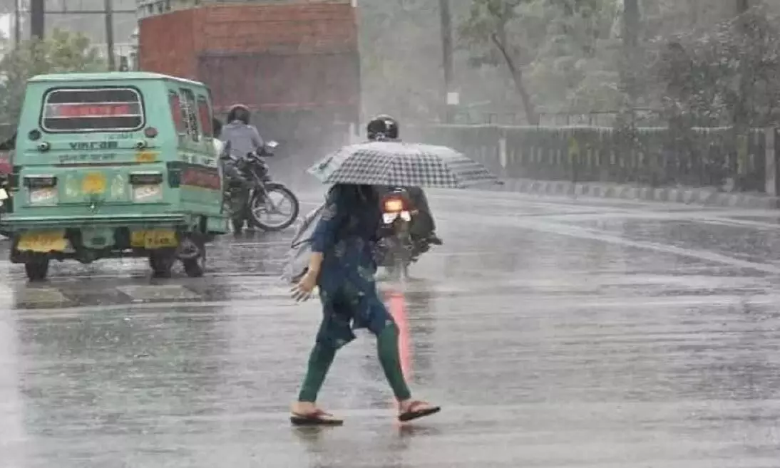 मानसून से राजस्थान का मौसम हुआ खुशनुमा, जयपुर में बारिश से सरकारी दावों की खुली पोल, सड़कें हुईं जाम मानसून से राजस्थान का मौसम हुआ खुशनुमा, जयपुर में बारिश से सरकारी दावों की खुली पोल, सड़कें हुईं जाम