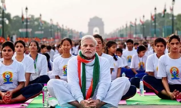 पीएम मोदी 3 लाख लोगों के साथ करेंगे योग, गिनीज रिकॉर्ड की तैयारी पीएम मोदी 3 लाख लोगों के साथ करेंगे योग, गिनीज रिकॉर्ड की तैयारी