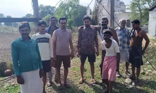 एक सप्ताह से अंधेरे में डूबा नादन ग्राम एक सप्ताह से अंधेरे में डूबा नादन ग्राम