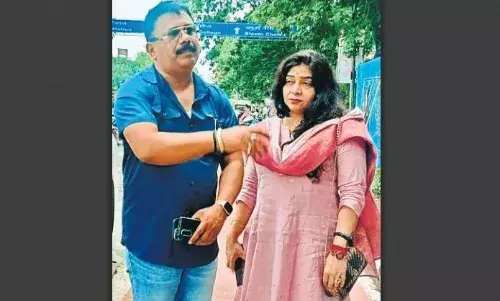 यूपी के भाजपा नेता के साथ हाईवे पर लूट, पत्नी और बेटे पर चाकू से हमला