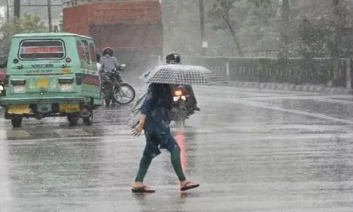 मानसून से राजस्थान का मौसम हुआ खुशनुमा, जयपुर में बारिश से सरकारी दावों की खुली पोल, सड़कें हुईं जाम
