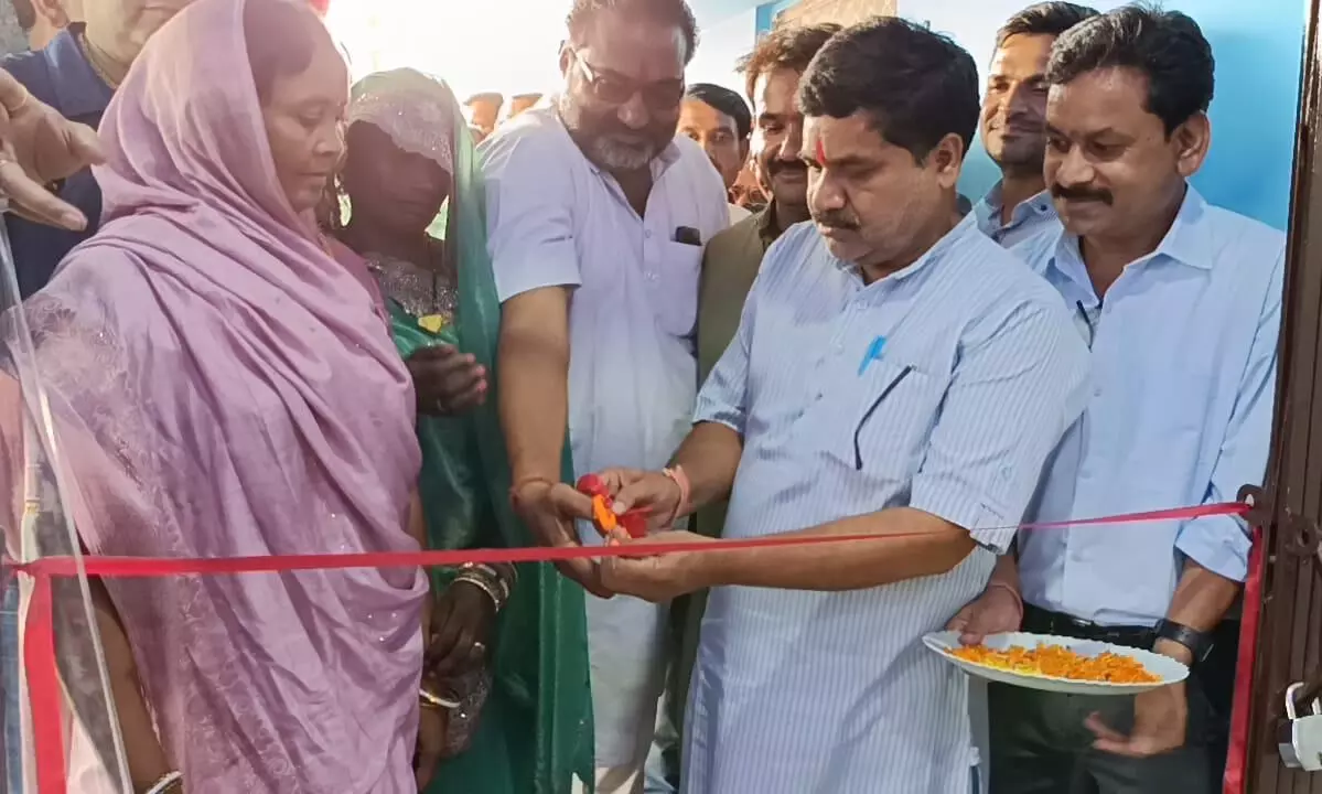 हिनौती ग्राम पंचायत में सीसी रोड व डिजिटल पंचायत भवन का लोकार्पण, विधायक डॉ. राजेश वर्मा ने किया उद्घाटन हिनौती ग्राम पंचायत में सीसी रोड व डिजिटल पंचायत भवन का लोकार्पण, विधायक डॉ. राजेश वर्मा ने किया उद्घाटन