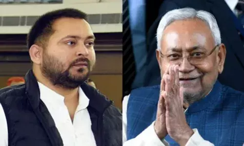 सरकार के पेंशन योजना की राशि बढाए जाने पर गरमाई बिहार की सियासत, जेडीयू नेता ने तेजस्वी के दावे का किया तीखा पलटवार, कहा - हम किसी के मोहताज..