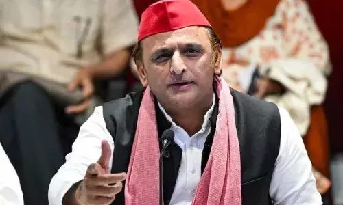अखिलेश यादव ने किया यूपी की महिलाओं के लिए बड़ा ऐलान, सपा सरकार बनते ही शुरू होगी स्त्री सम्मान योजना