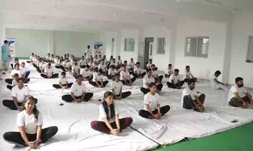 रबीन्द्रनाथ टैगोर विश्वविद्यालय में अंतरराष्ट्रीय योग दिवस मनाया गया