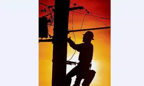 करोड़ों खर्च करने के बाद भी हर दिन बत्ती गुल