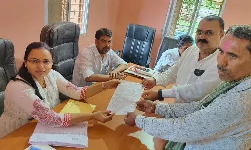 ककरहटी के वार्ड क्रमांक १३ में पार्षद पद हेतु उपचुनाव, भाजपा से हीरालाल आदिवासी ने दाखिल किया पर्चा